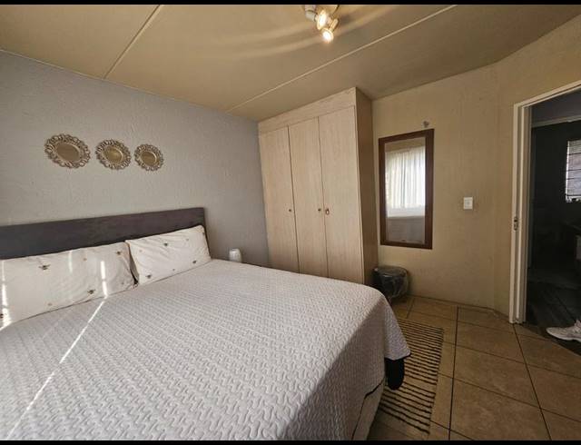 2 BEDROOM TOWNHOUSE FOR SALE IN KLIPPOORTJIE